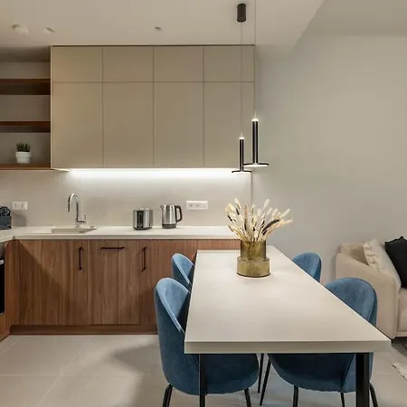 Urban Elegance 2br In Pangrati By Upstreet *